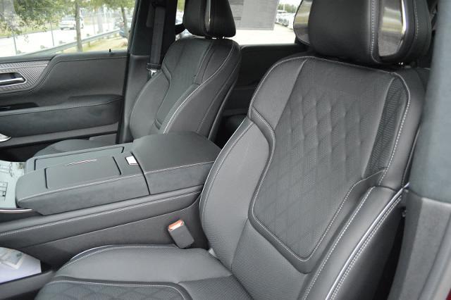 2025 INFINITI QX80 Vehicle Photo in Houston, TX 77090