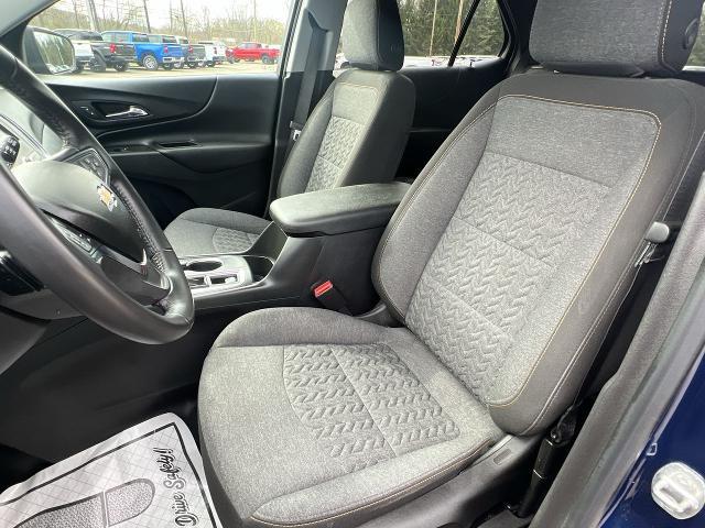 2022 Chevrolet Equinox Vehicle Photo in BOSTON, NY 14025-9684