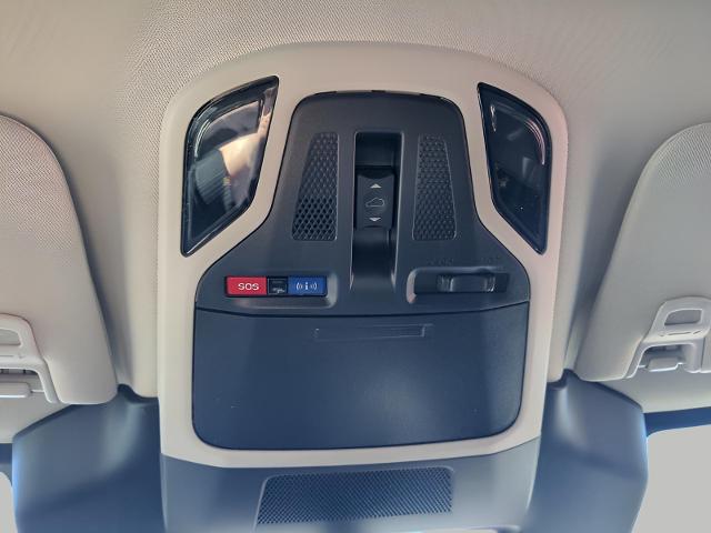 2025 Subaru Outback Vehicle Photo in Green Bay, WI 54304