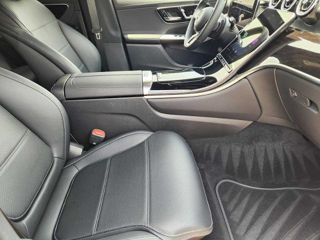 2025 Mercedes-Benz GLC Vehicle Photo in HOUSTON, TX 77079