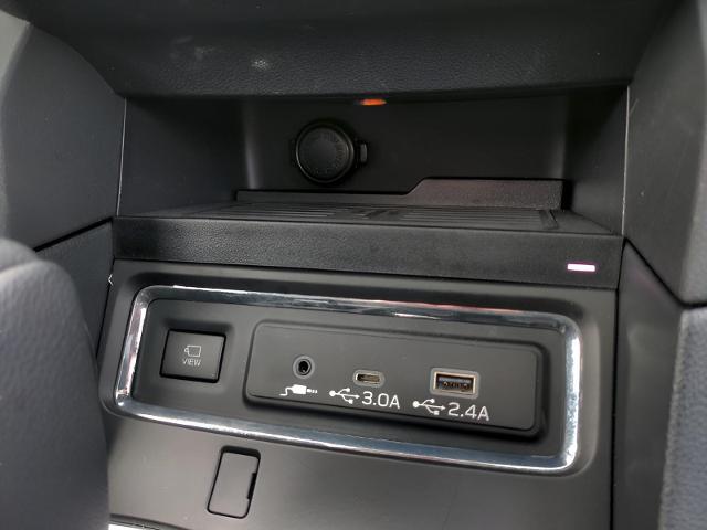 2024 Subaru Ascent Vehicle Photo in Green Bay, WI 54304