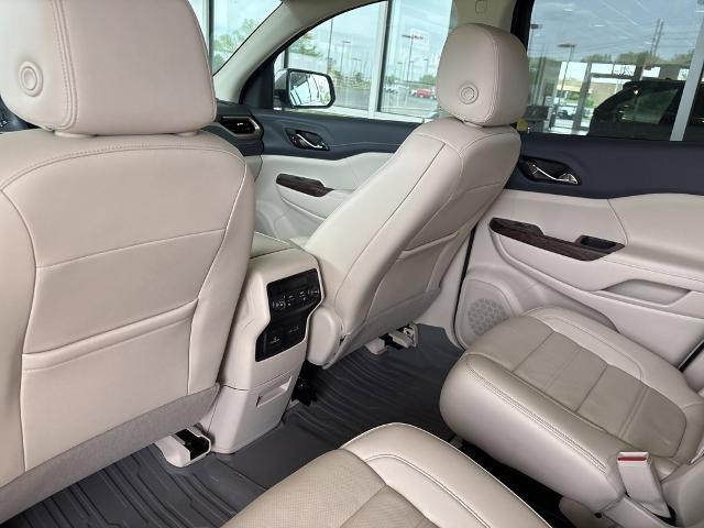 2021 GMC Acadia Vehicle Photo in MANHATTAN, KS 66502-5036