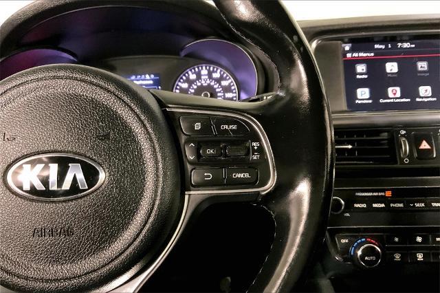 2017 Kia Optima Vehicle Photo in Lees Summit, MO 64086
