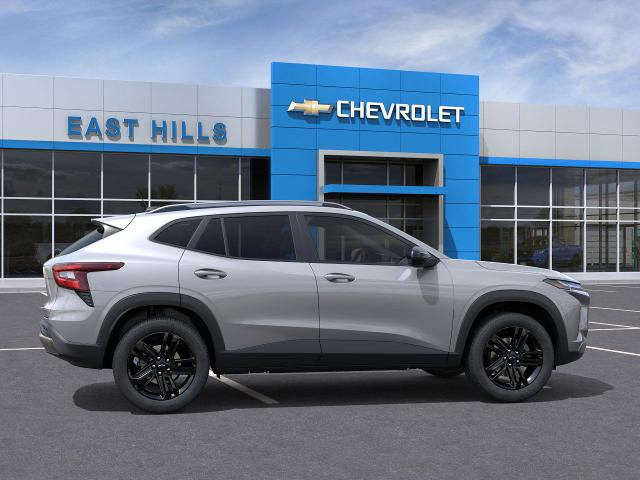 2025 Chevrolet Trax Vehicle Photo in Roslyn, NY 11576