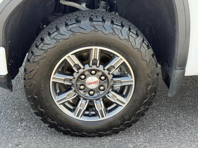 2024 GMC Sierra 1500 Vehicle Photo in COLUMBIA, MO 65203-3903