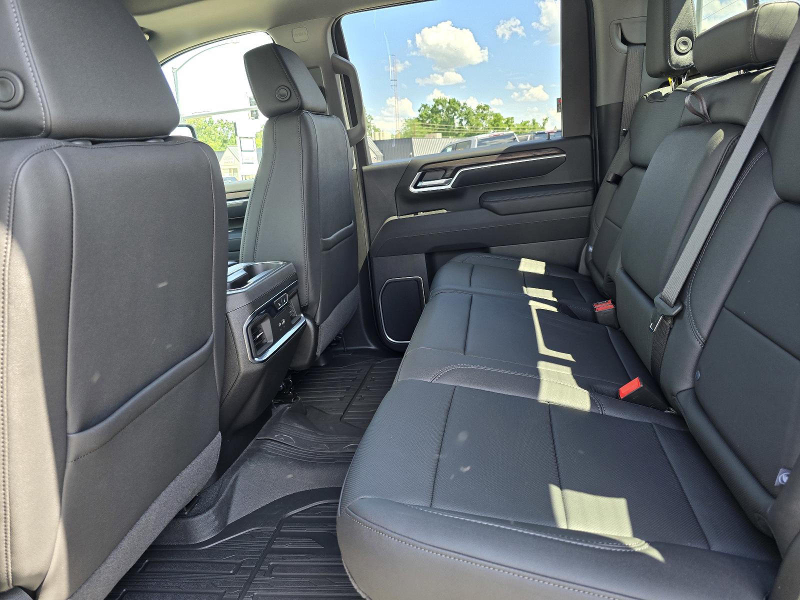2025 GMC Sierra 2500 HD Vehicle Photo in Rolla, MO 65401