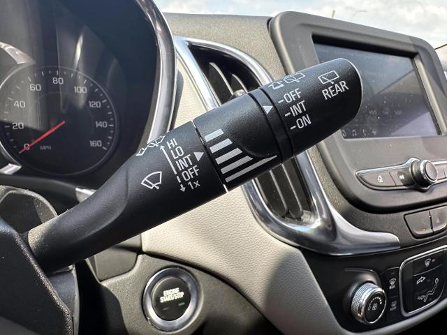 2022 Chevrolet Equinox Vehicle Photo in Roslyn, NY 11576