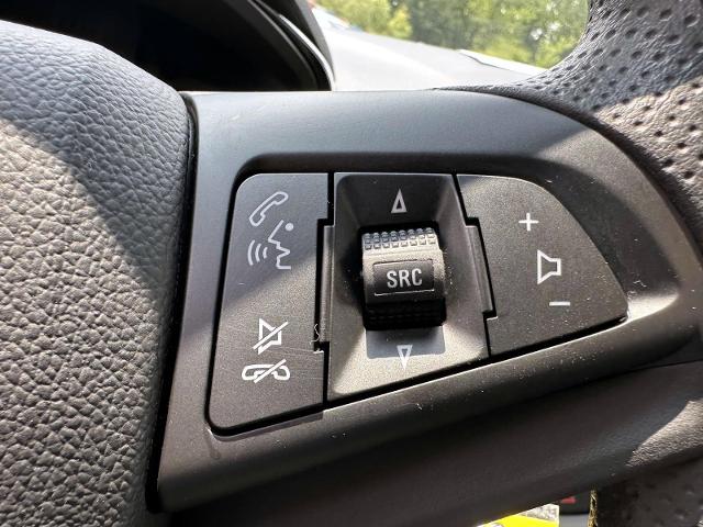 2022 Chevrolet Trax Vehicle Photo in Roslyn, NY 11576