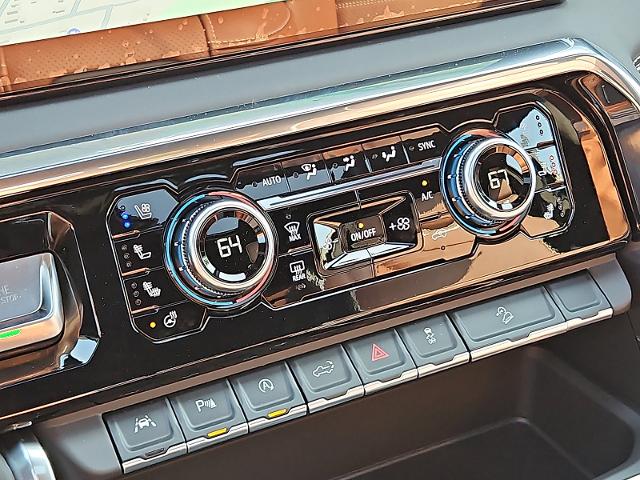 2025 GMC Sierra 1500 Vehicle Photo in TREVOSE, PA 19053-4984