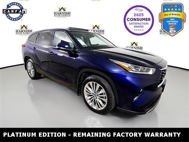 2023 Toyota Highlander Vehicle Photo in Everett, WA 98204