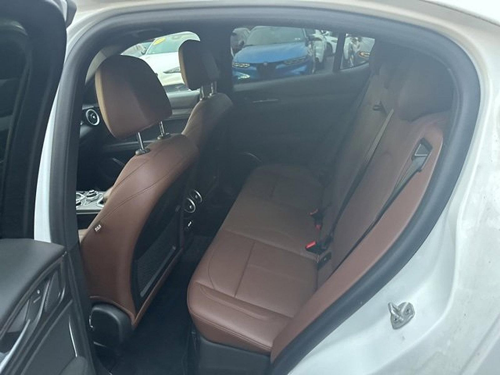 2022 Alfa Romeo Stelvio Vehicle Photo in Willow Grove, PA 19090