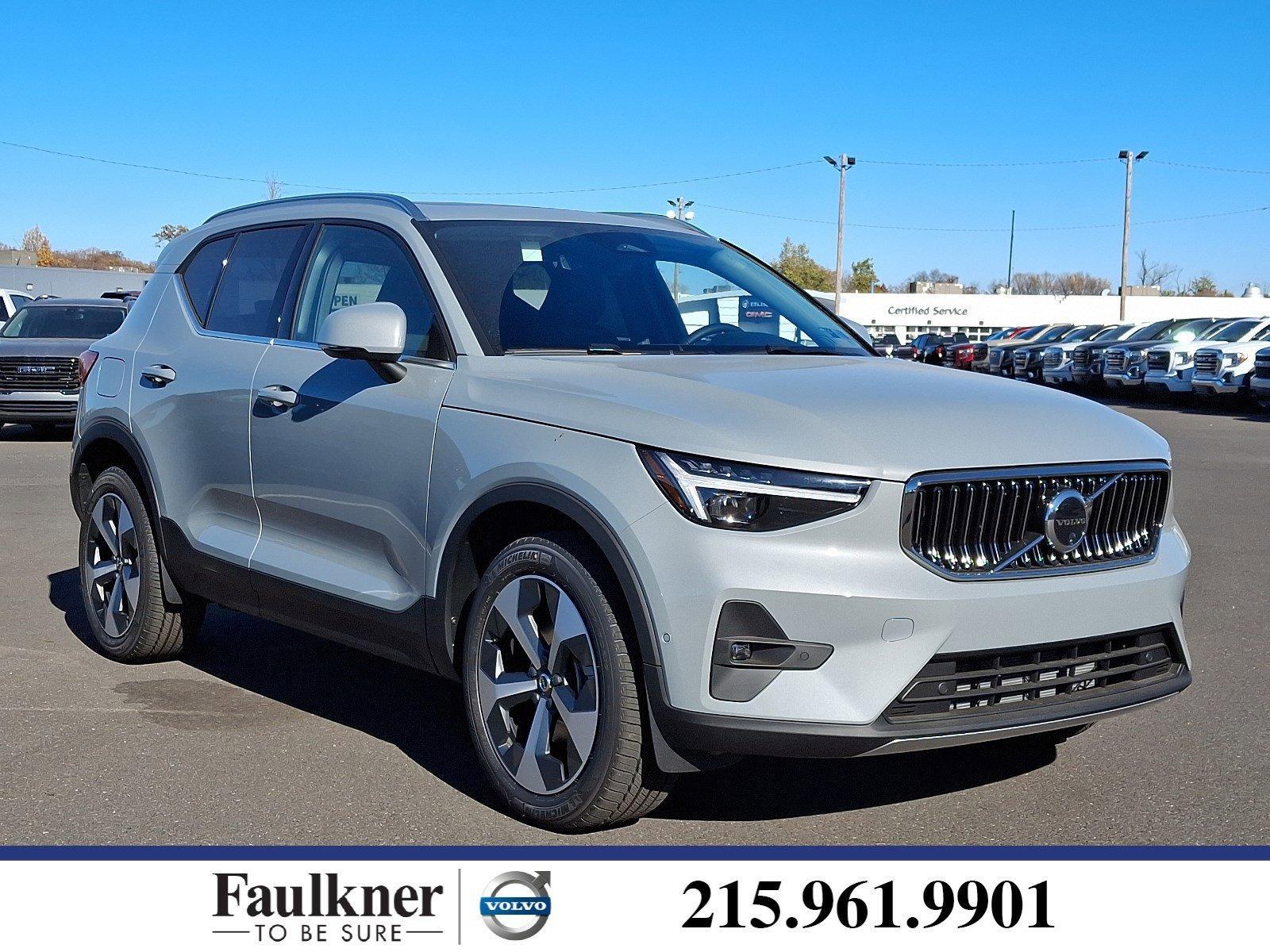 2025 Volvo XC40 Vehicle Photo in Trevose, PA 19053