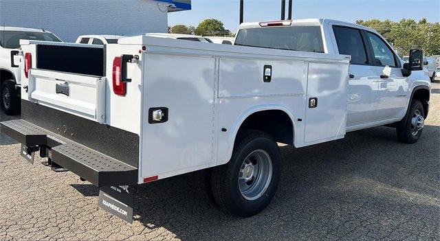 2024 Chevrolet Silverado 3500 HD Chassis Cab Vehicle Photo in TOPEKA, KS 66609-0000