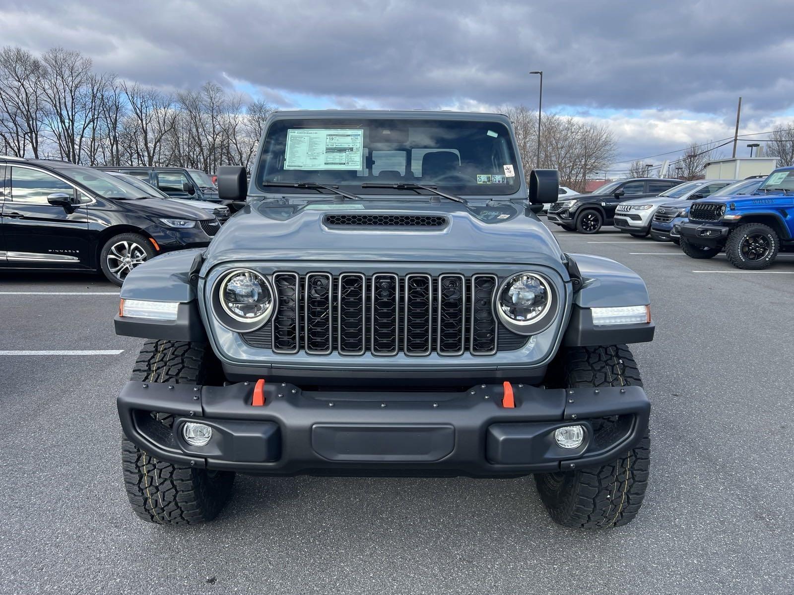 2025 Jeep Gladiator Vehicle Photo in Mechanicsburg, PA 17050-1707