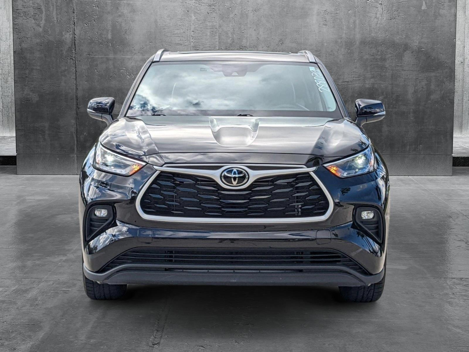 2022 Toyota Highlander Vehicle Photo in Davie, FL 33331