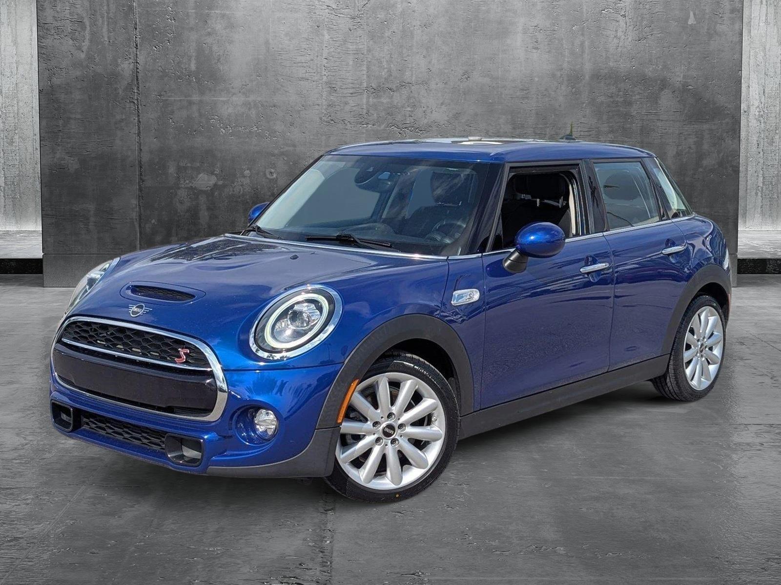 2019 MINI Cooper S Hardtop 4 Door Vehicle Photo in Delray Beach, FL 33444