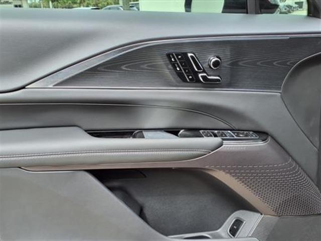 2025 Cadillac LYRIQ Vehicle Photo in TAMPA, FL 33612-3404