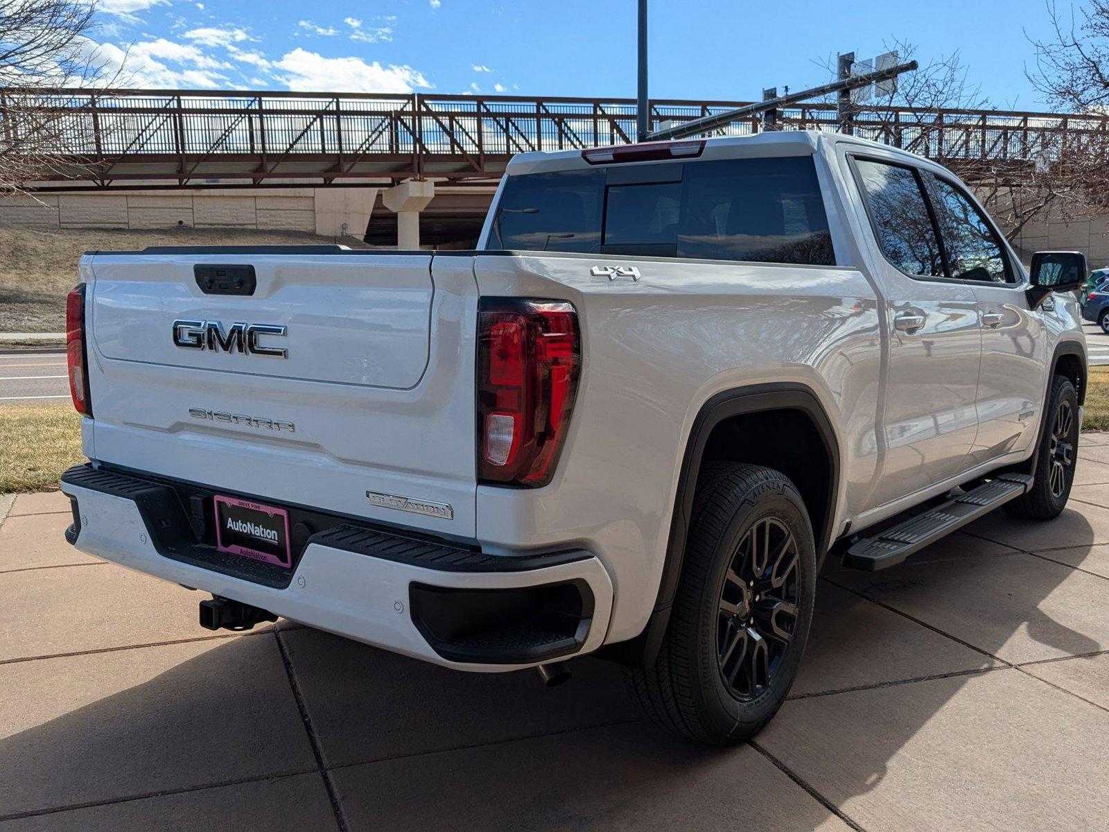 2025 GMC Sierra 1500 Vehicle Photo in LONE TREE, CO 80124-2750