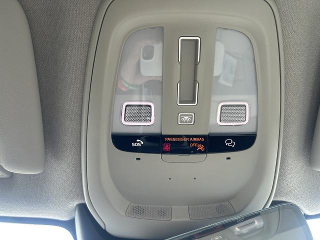 2025 Volvo XC40 Vehicle Photo in Grapevine, TX 76051