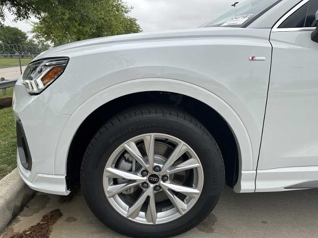 2025 Audi Q3 Vehicle Photo in HOUSTON, TX 77090