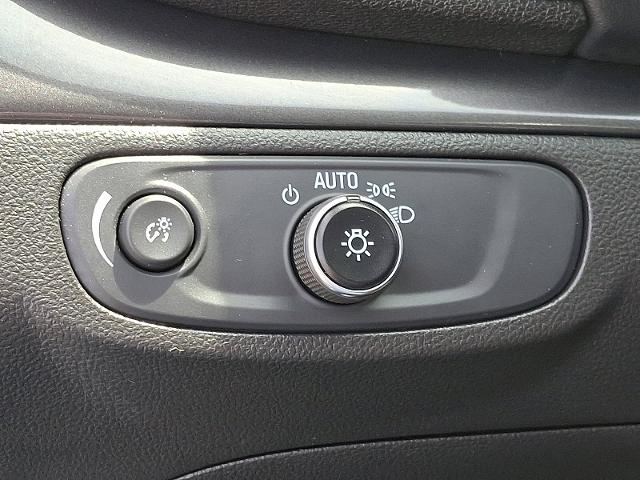 2020 Buick Encore Vehicle Photo in TREVOSE, PA 19053-4984