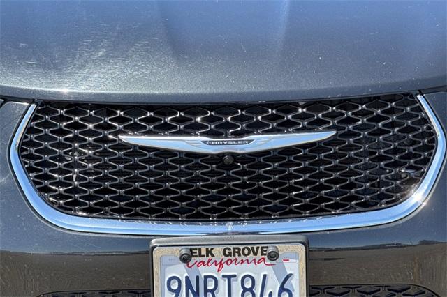 2023 Chrysler Pacifica Vehicle Photo in ELK GROVE, CA 95757-8703