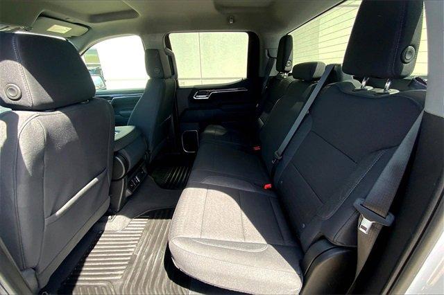 2024 Chevrolet Silverado 1500 Vehicle Photo in TOPEKA, KS 66609-0000