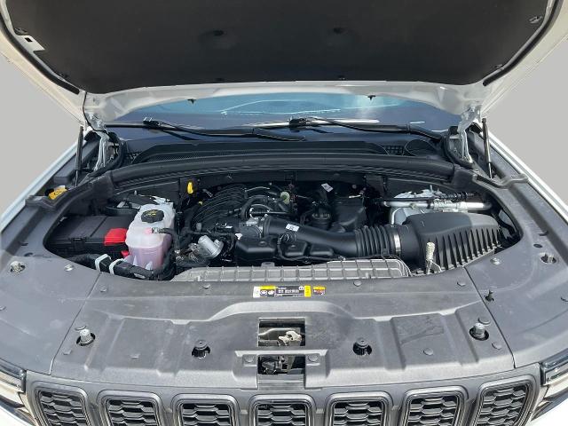 2023 Jeep Grand Cherokee L Vehicle Photo in Kaukauna, WI 54130