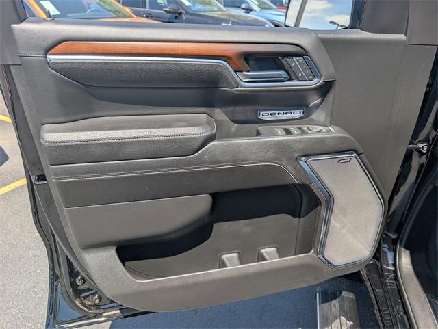 2024 GMC Sierra 1500 Vehicle Photo in AURORA, CO 80012-4011