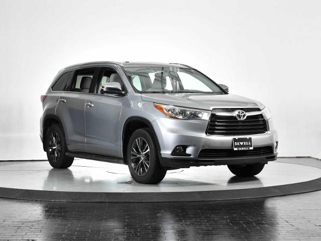 2016 Toyota Highlander Vehicle Photo in DALLAS, TX 75235