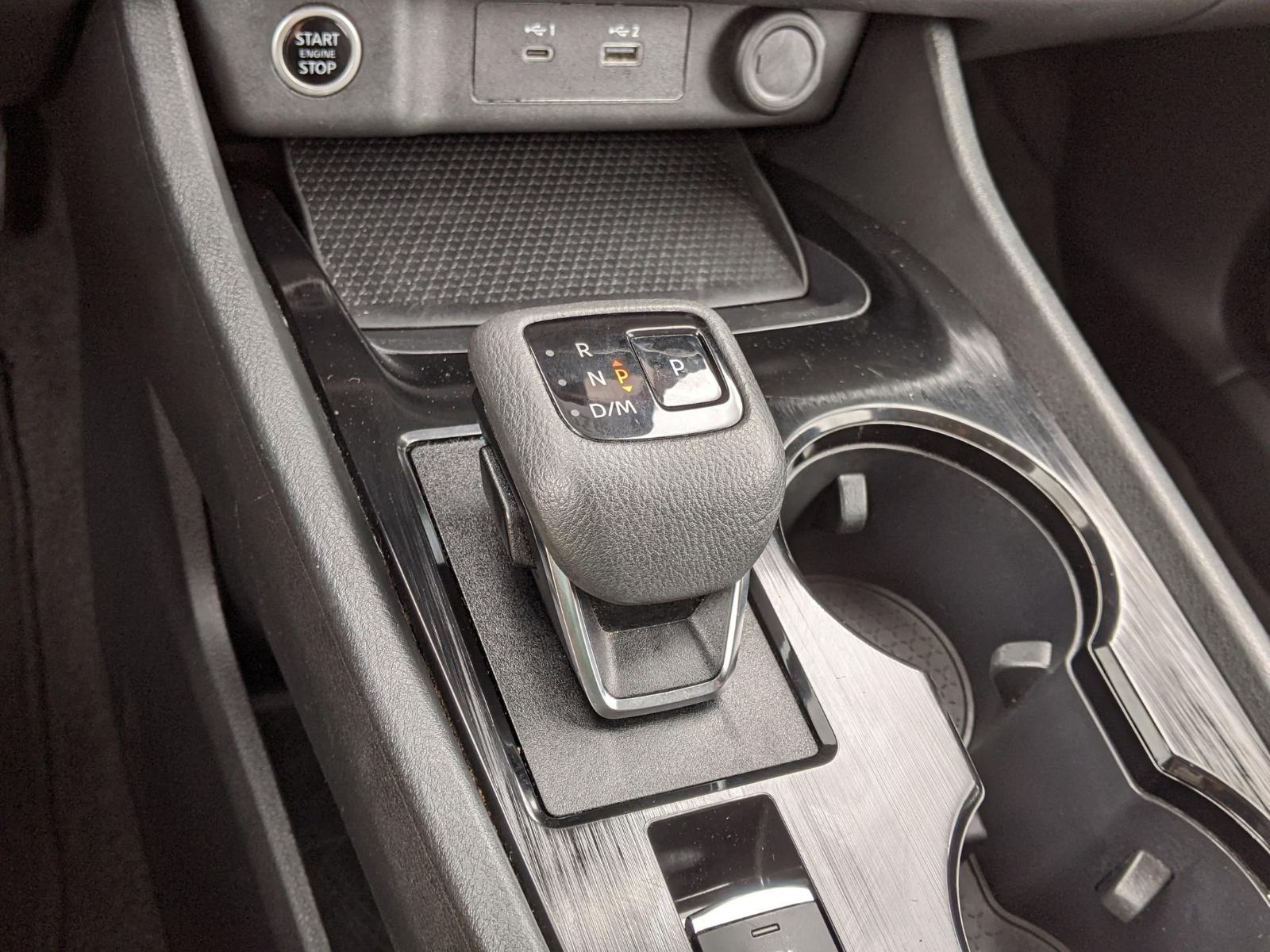 2023 Nissan Rogue Vehicle Photo in Seguin, TX 78155