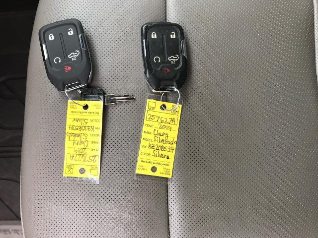 2019 Chevrolet Silverado 1500 Vehicle Photo in GREEN BAY, WI 54303-3330