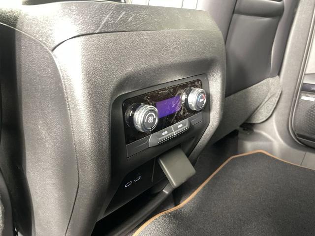 2025 GMC Acadia Vehicle Photo in GILBERT, AZ 85297-0402