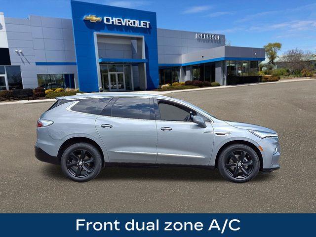 2023 Buick Enclave Vehicle Photo in DANBURY, CT 06810-5034