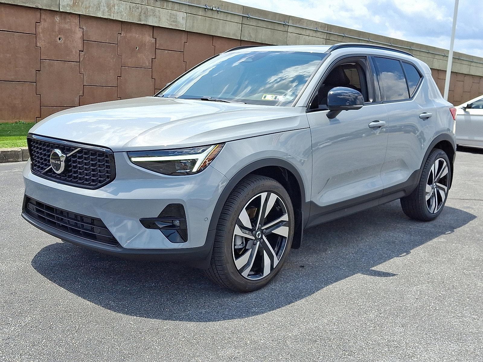 2025 Volvo XC40 Vehicle Photo in Lancaster, PA 17601