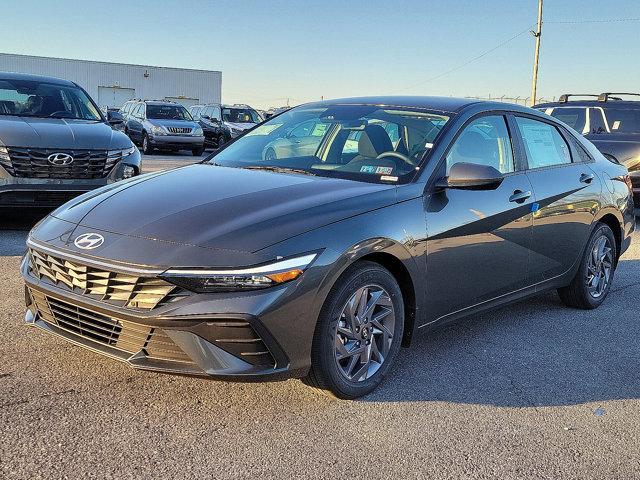 2025 Hyundai ELANTRA Vehicle Photo in Harrisburg, PA 17111