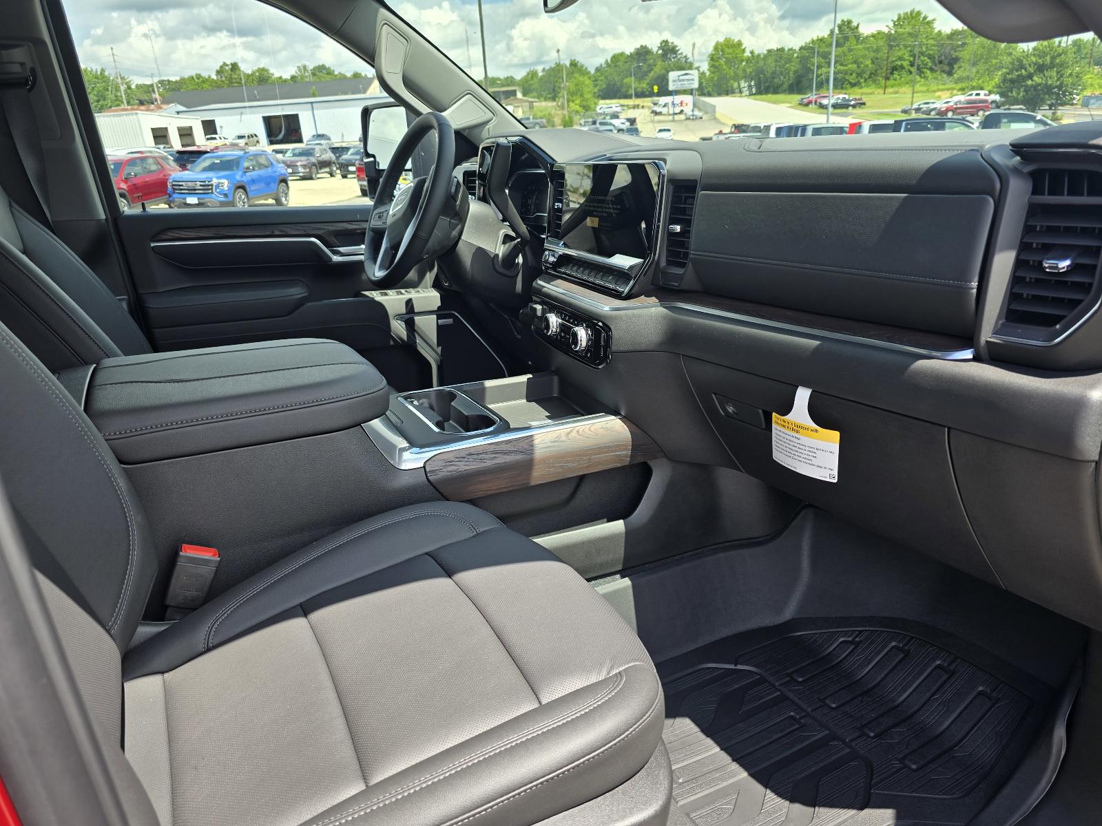 2025 GMC Sierra 2500 HD Vehicle Photo in Rolla, MO 65401