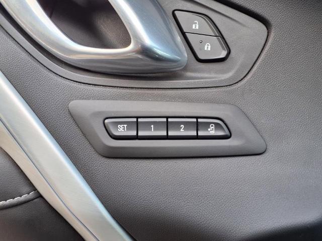 2019 Chevrolet Camaro Vehicle Photo in HENDERSON, NC 27536-2966