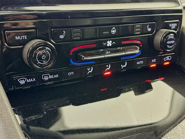 2022 Jeep Grand Cherokee L Vehicle Photo in Doylsetown, PA 18901