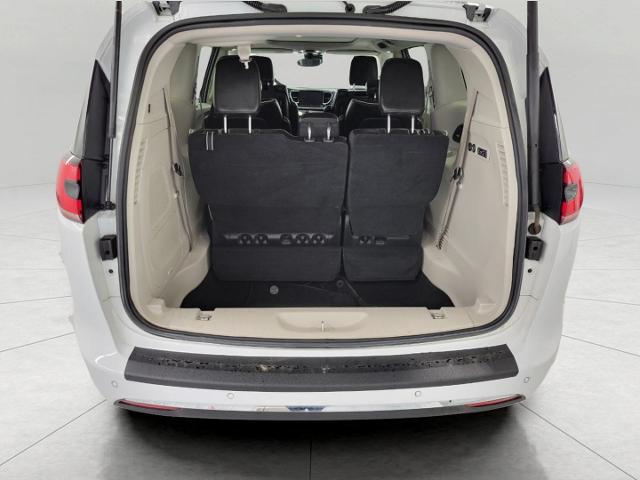 2023 Chrysler Pacifica Vehicle Photo in NEENAH, WI 54956-2243