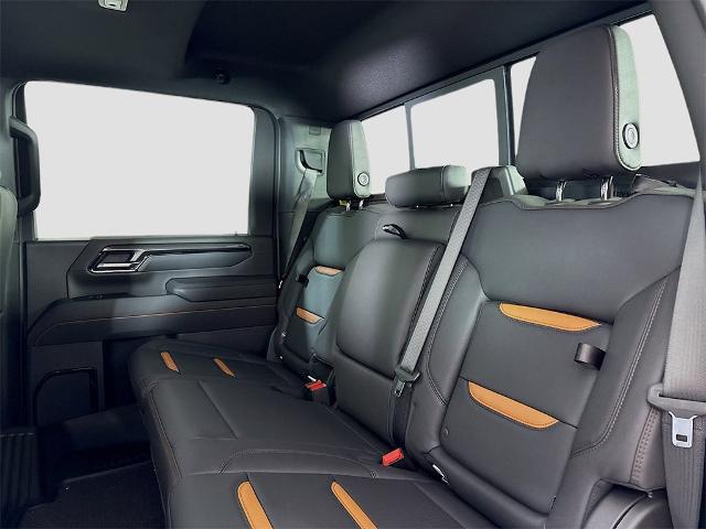 2025 GMC Sierra 2500 HD Vehicle Photo in PUYALLUP, WA 98371-4149