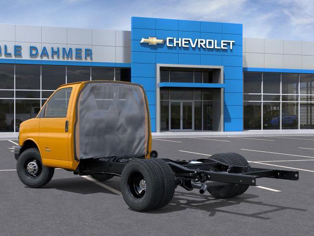 2025 Chevrolet Express Commercial Cutaway Vehicle Photo in TOPEKA, KS 66609-0000