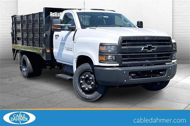 2024 Chevrolet Silverado Chassis Cab Vehicle Photo in INDEPENDENCE, MO 64055-1314