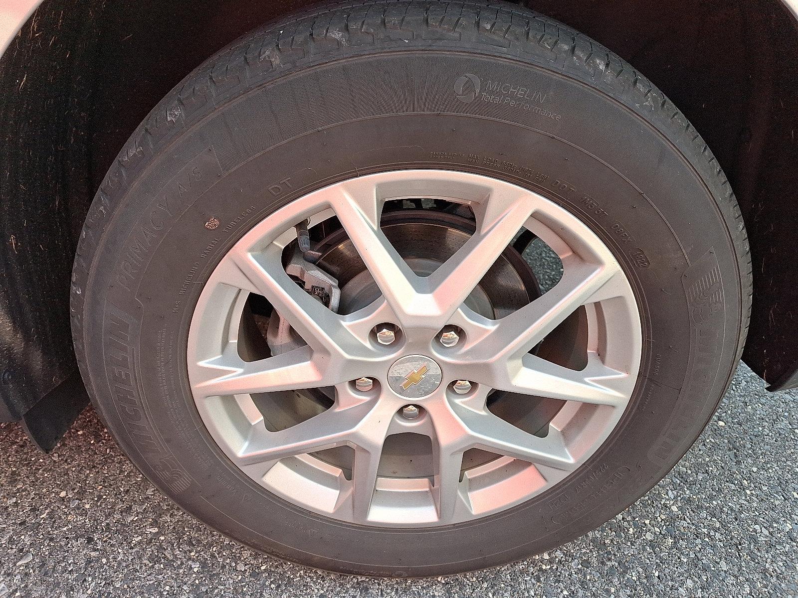 2022 Chevrolet Equinox Vehicle Photo in BETHLEHEM, PA 18017-9401