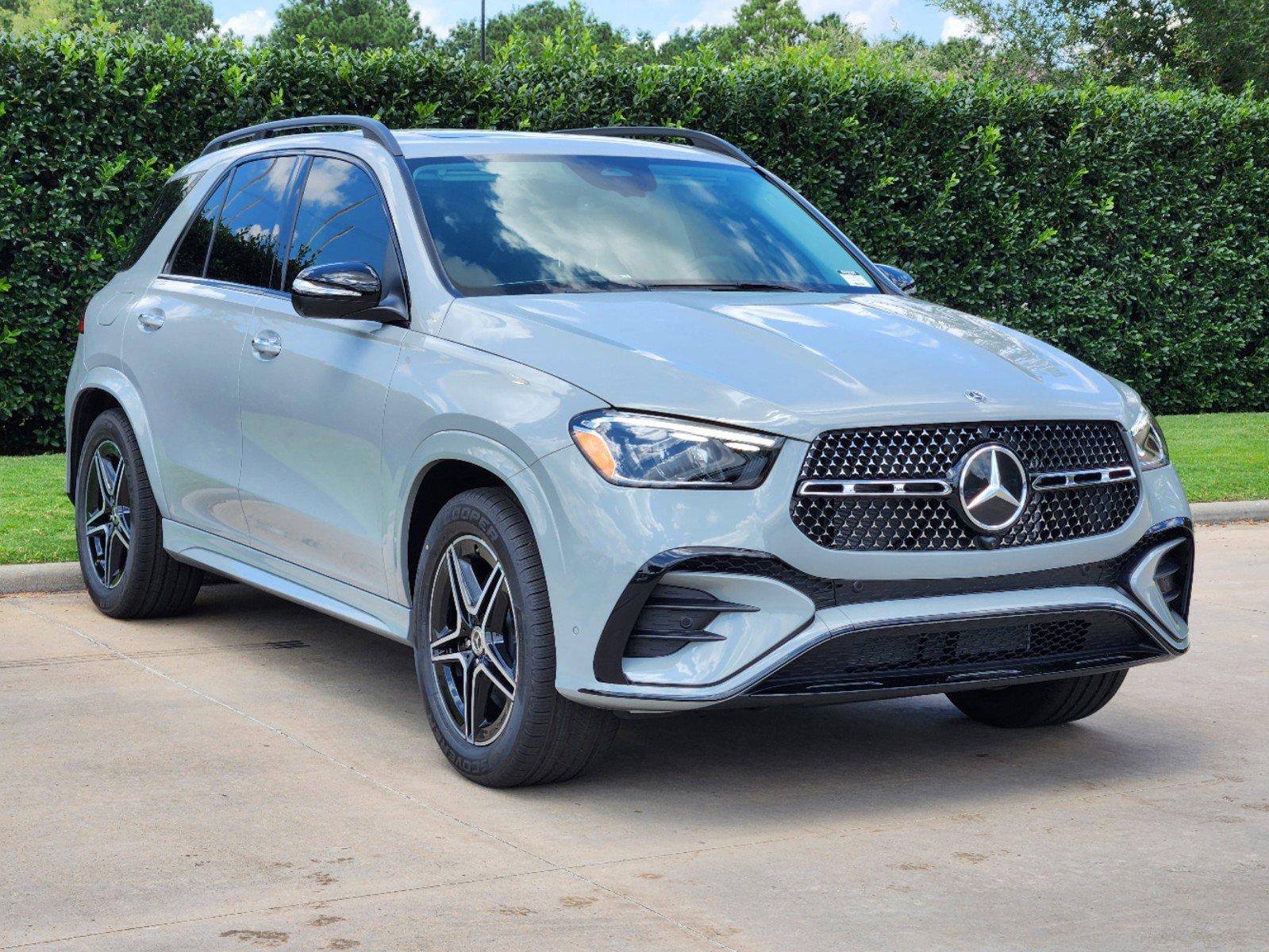 2025 Mercedes-Benz GLE Vehicle Photo in HOUSTON, TX 77079