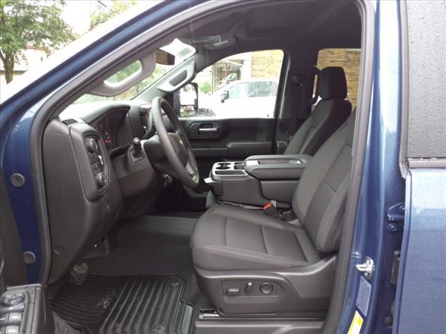 2025 Chevrolet Silverado 2500 HD Vehicle Photo in INDIANA, PA 15701-1897