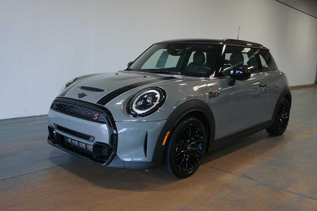 2022 MINI Hardtop 2 Door Vehicle Photo in ANCHORAGE, AK 99515-2026