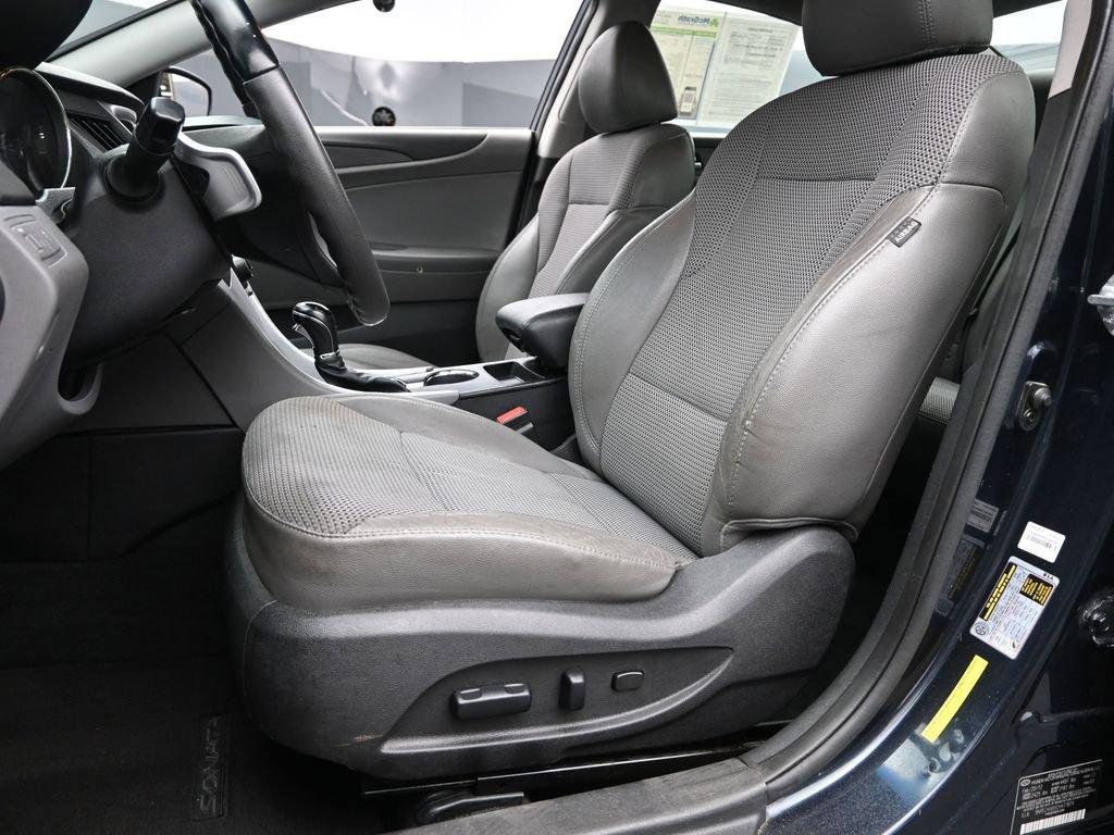 2012 Hyundai SONATA Vehicle Photo in Cedar Rapids, IA 52402