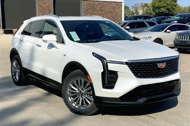 2025 Cadillac XT4 Vehicle Photo in KANSAS CITY, MO 64114-4545