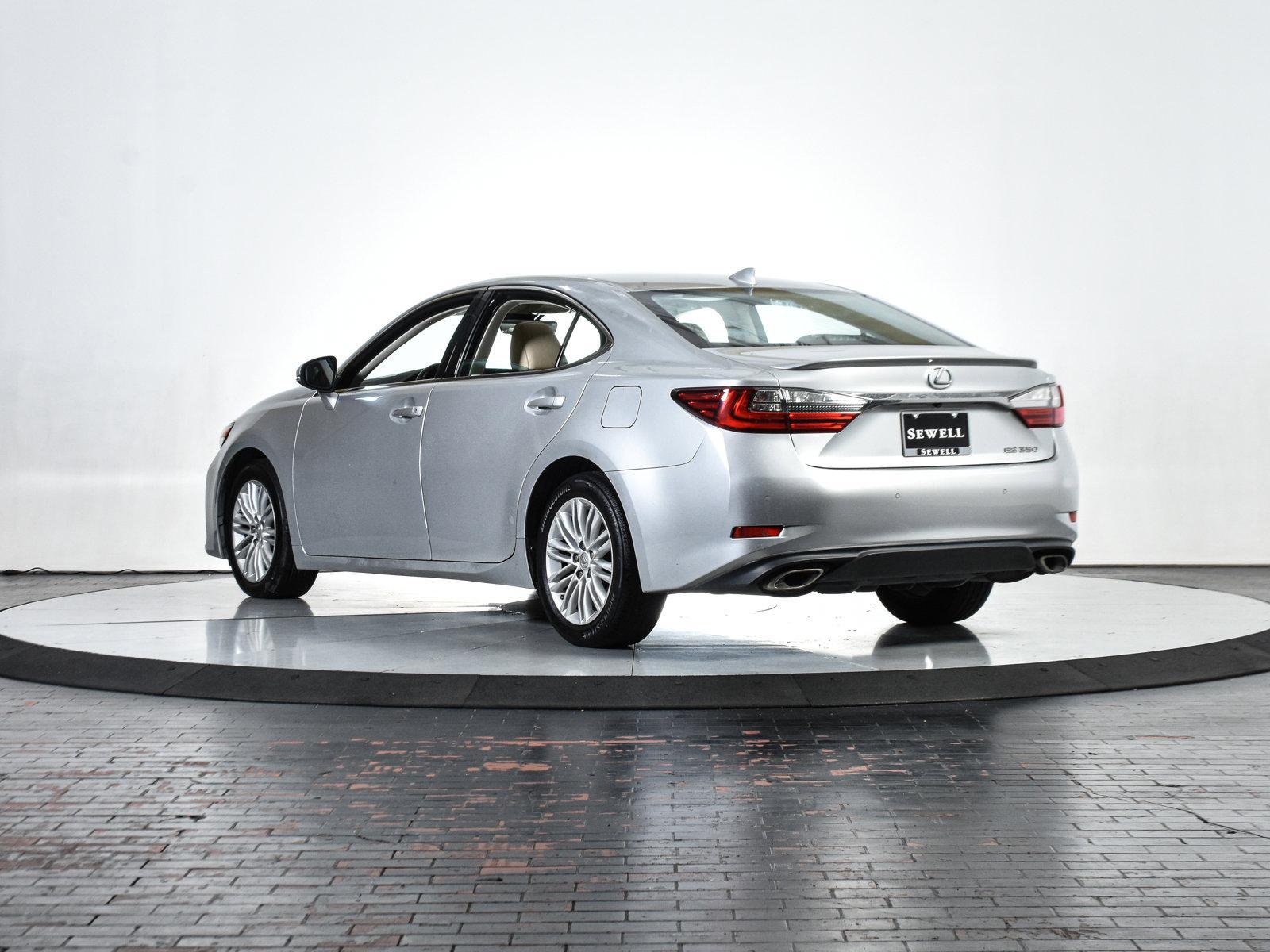 2016 Lexus ES 350 Vehicle Photo in DALLAS, TX 75235